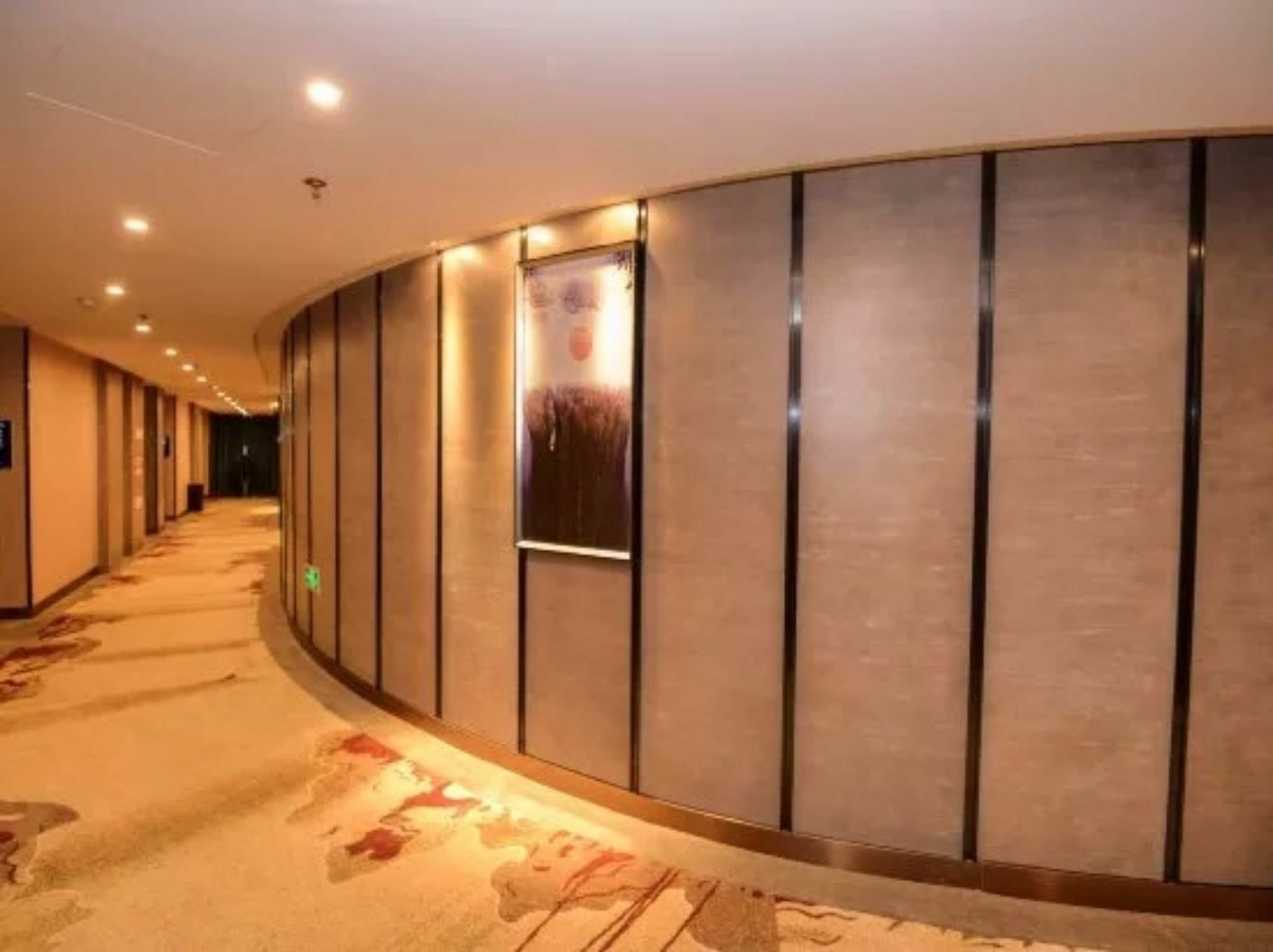 Days Hotel & Suites Shishi تشيوانتشو المظهر الخارجي الصورة